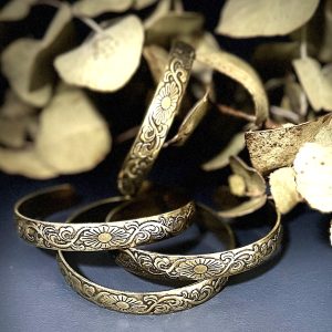 Vintage Daisy Cuff Bracelet